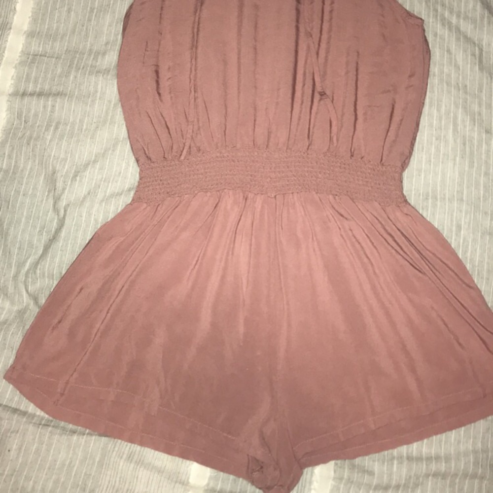 Cute romper - Picture 3 of 4
